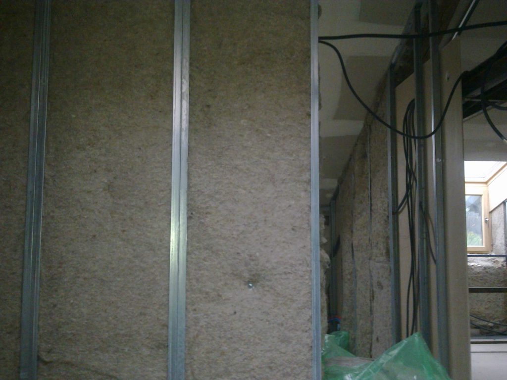 Travaux isolation de cloison
